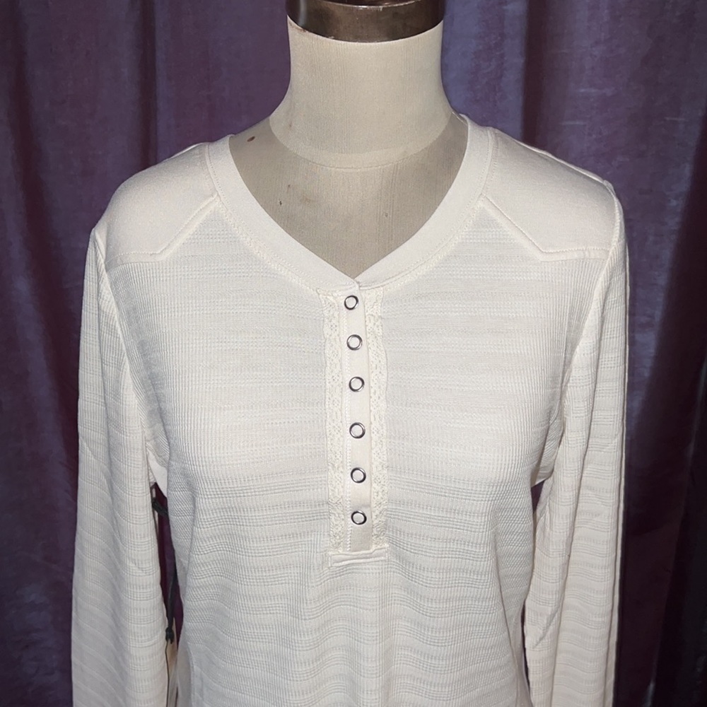 IDYLLWIND WOMEN'S MOON ROAD OFF-WHITE WAFFLE KNIT HENLEY TOP